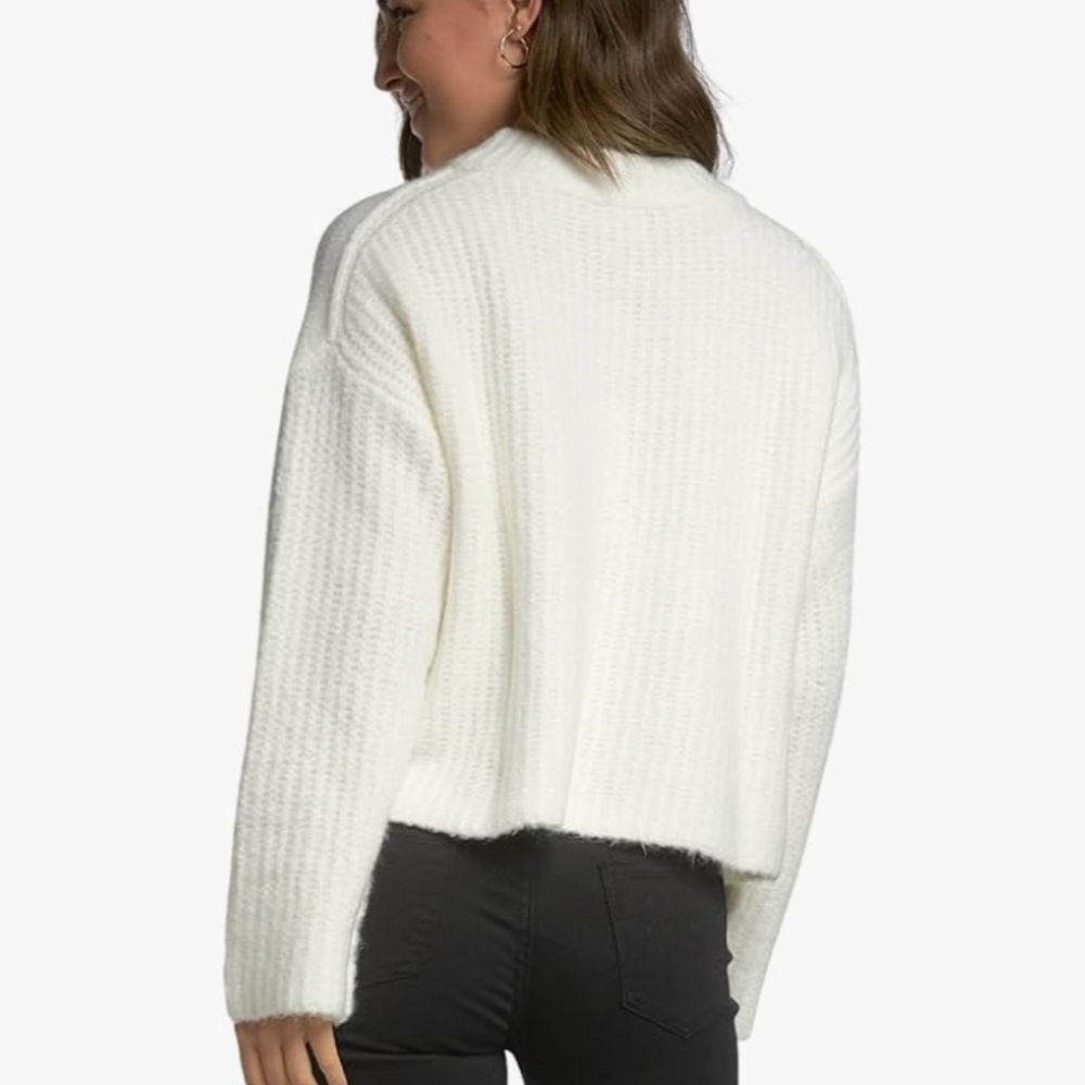 Elan White and Black Patterned Crew Neck Sweater - Picture 10 of 13